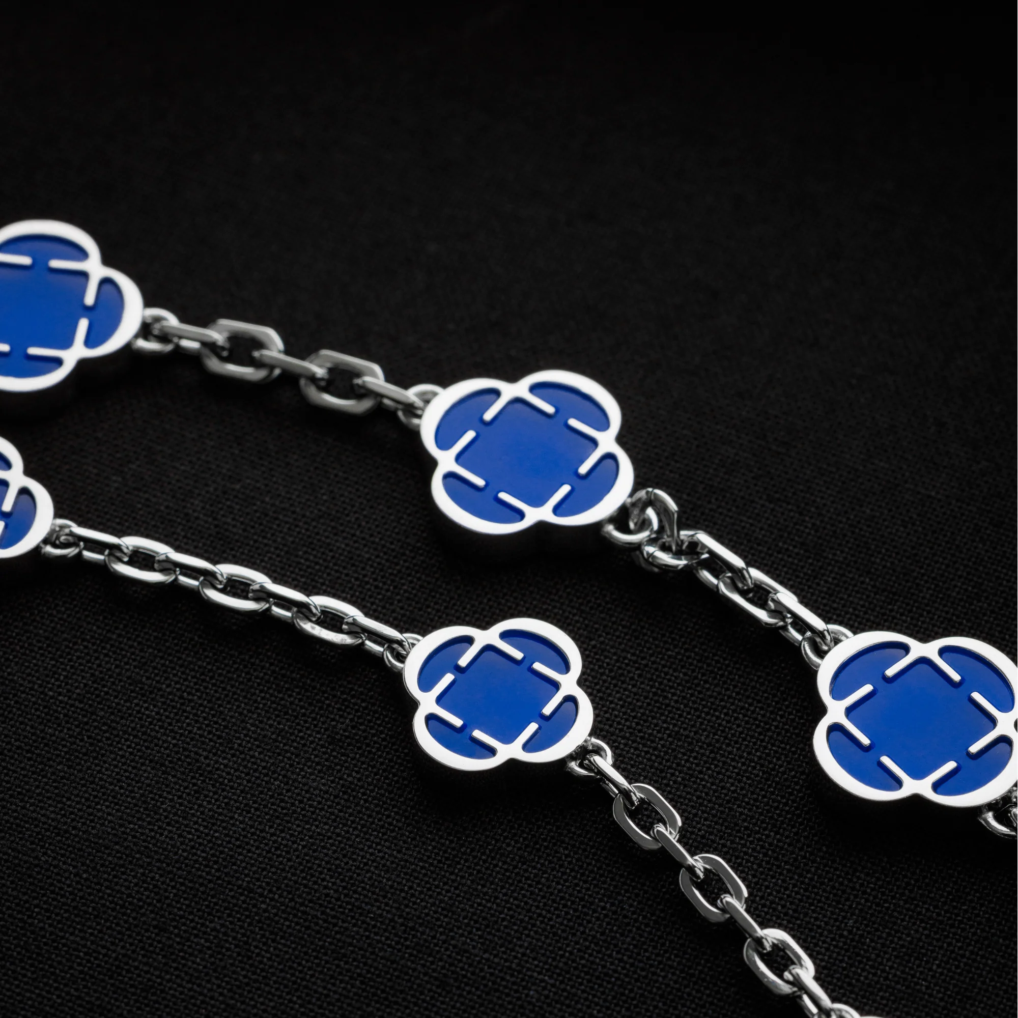 Blue Clover Stone Necklace (Silver) - Image 3