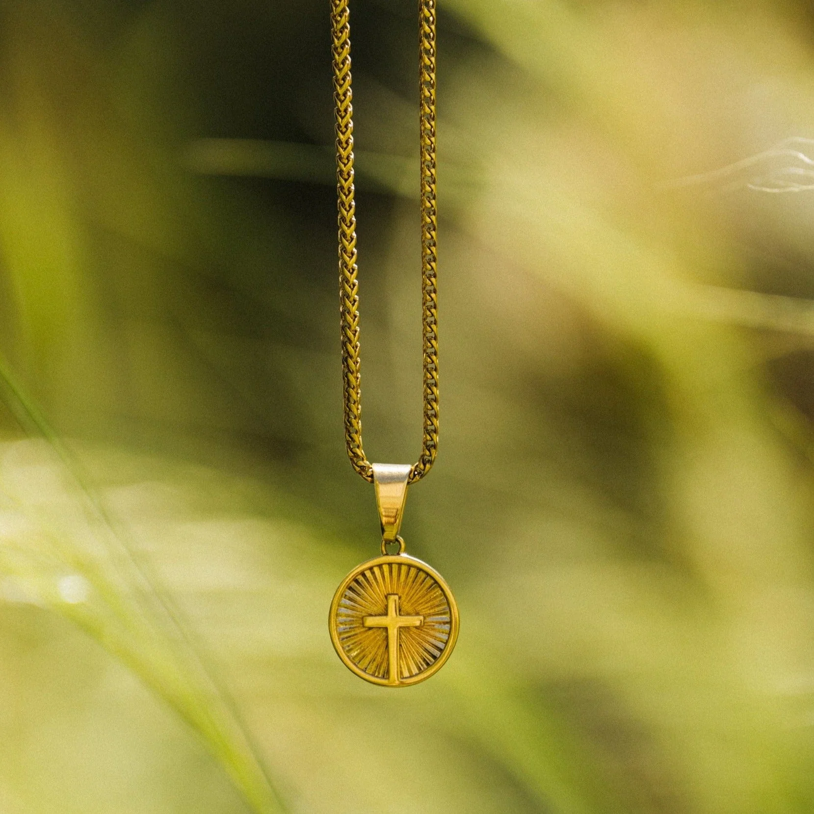 Circle Cross Pendant (Gold) - Image 3