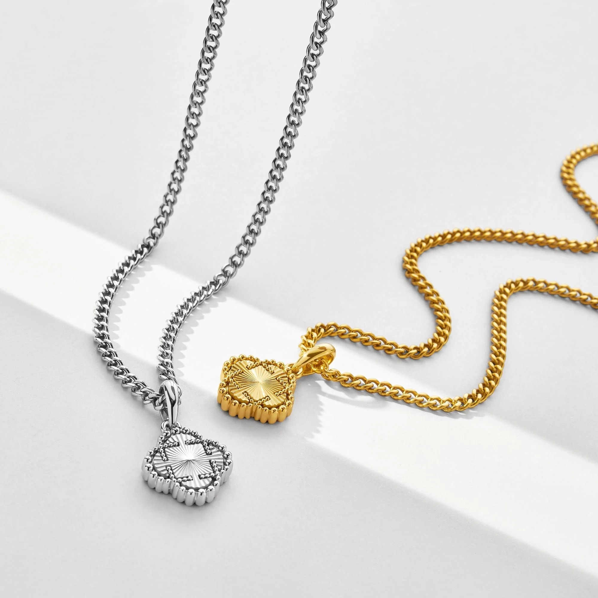 Clover Pendant (Silver) - Image 4