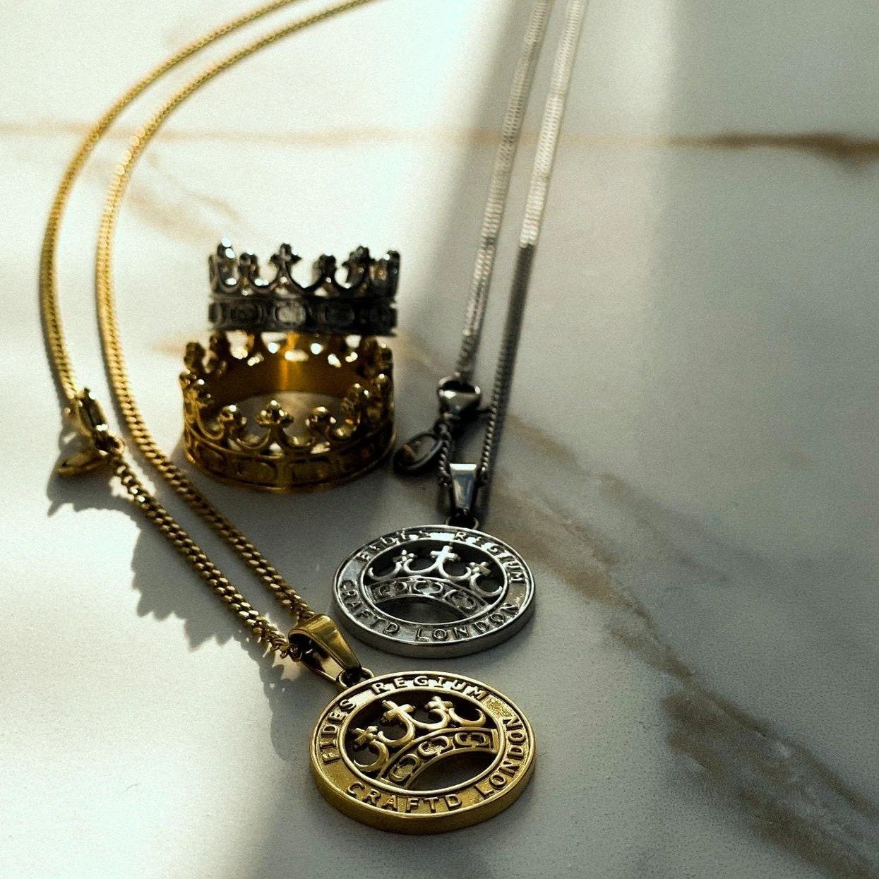 Crown Ring (Gold) - Image 5
