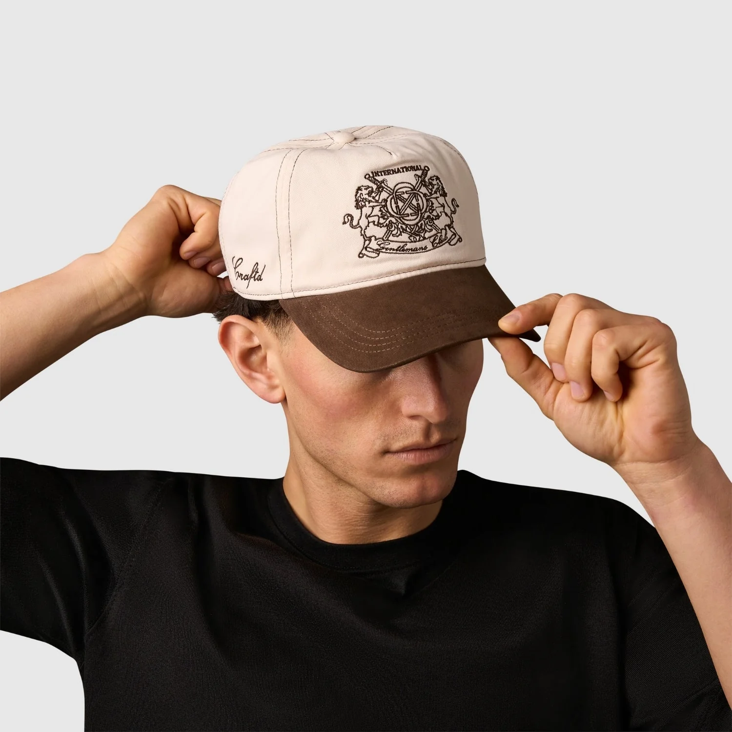 Gentlemen's Club Cap (Cream/Brown) - Image 5