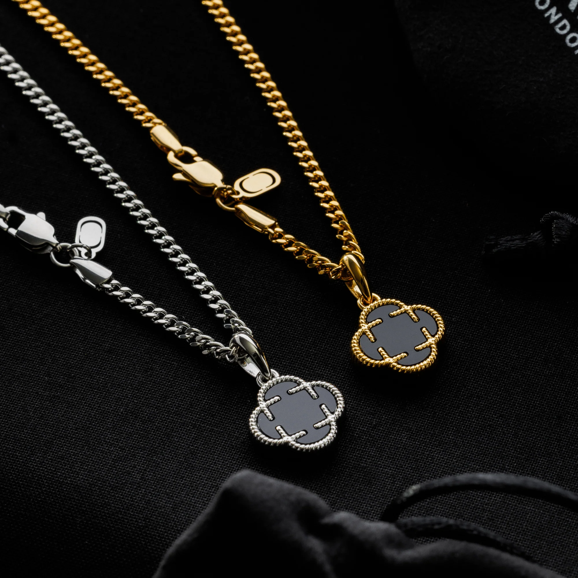 Onyx Clover Stone Pendant (Gold) - Image 3