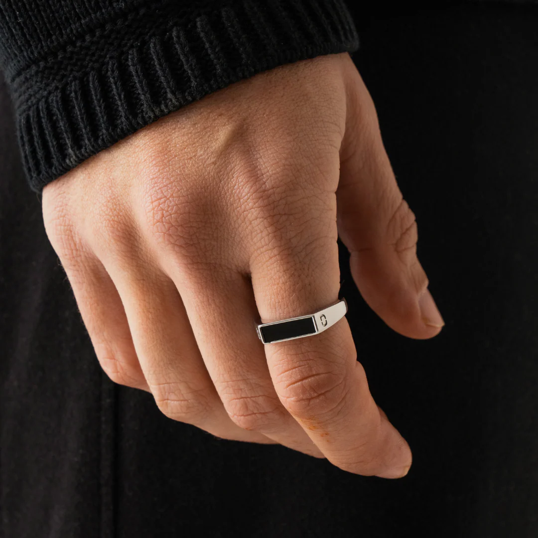 Onyx Rectangle Stone Signet Ring (Silver) - Image 3