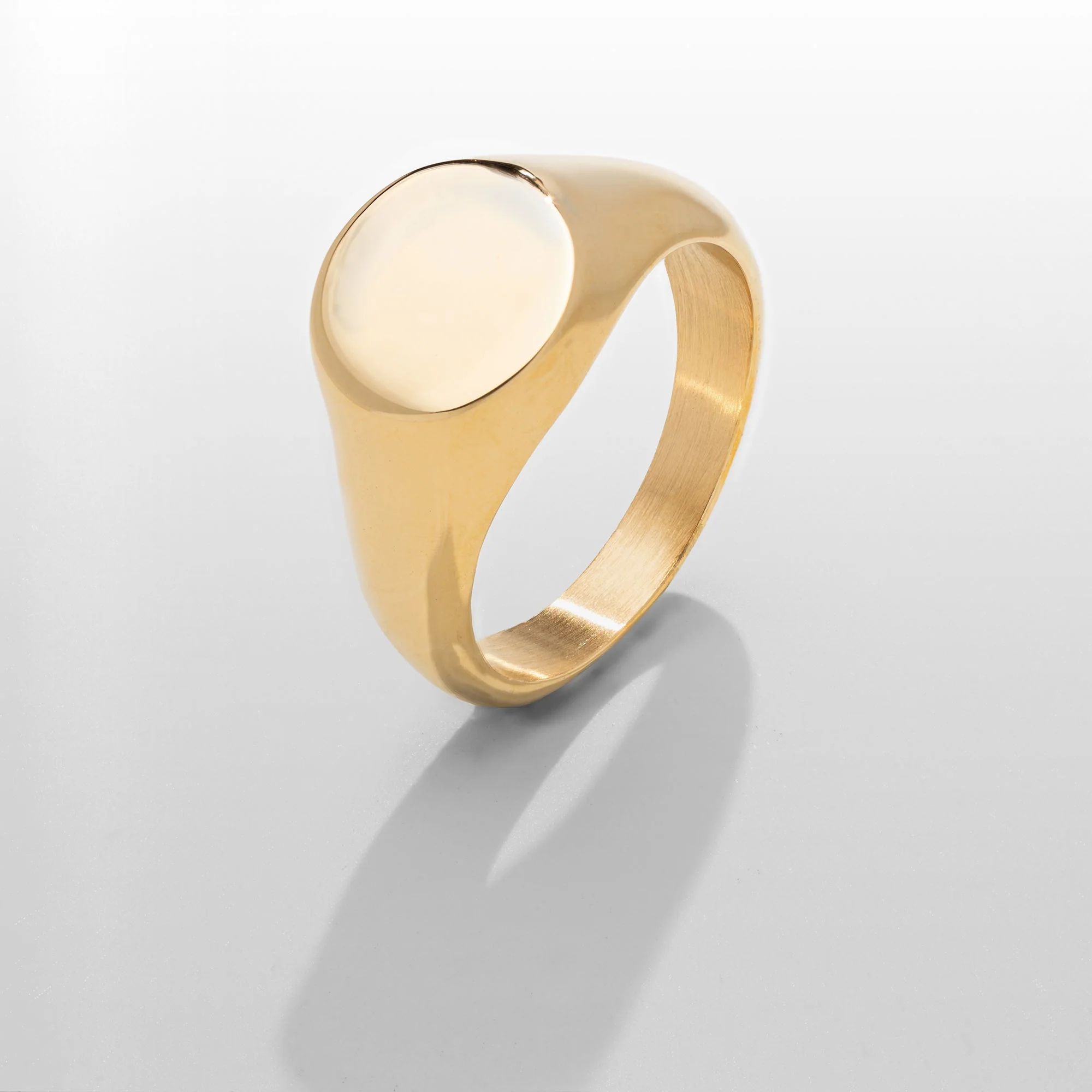 Round Signet Ring (Gold) - Image 4
