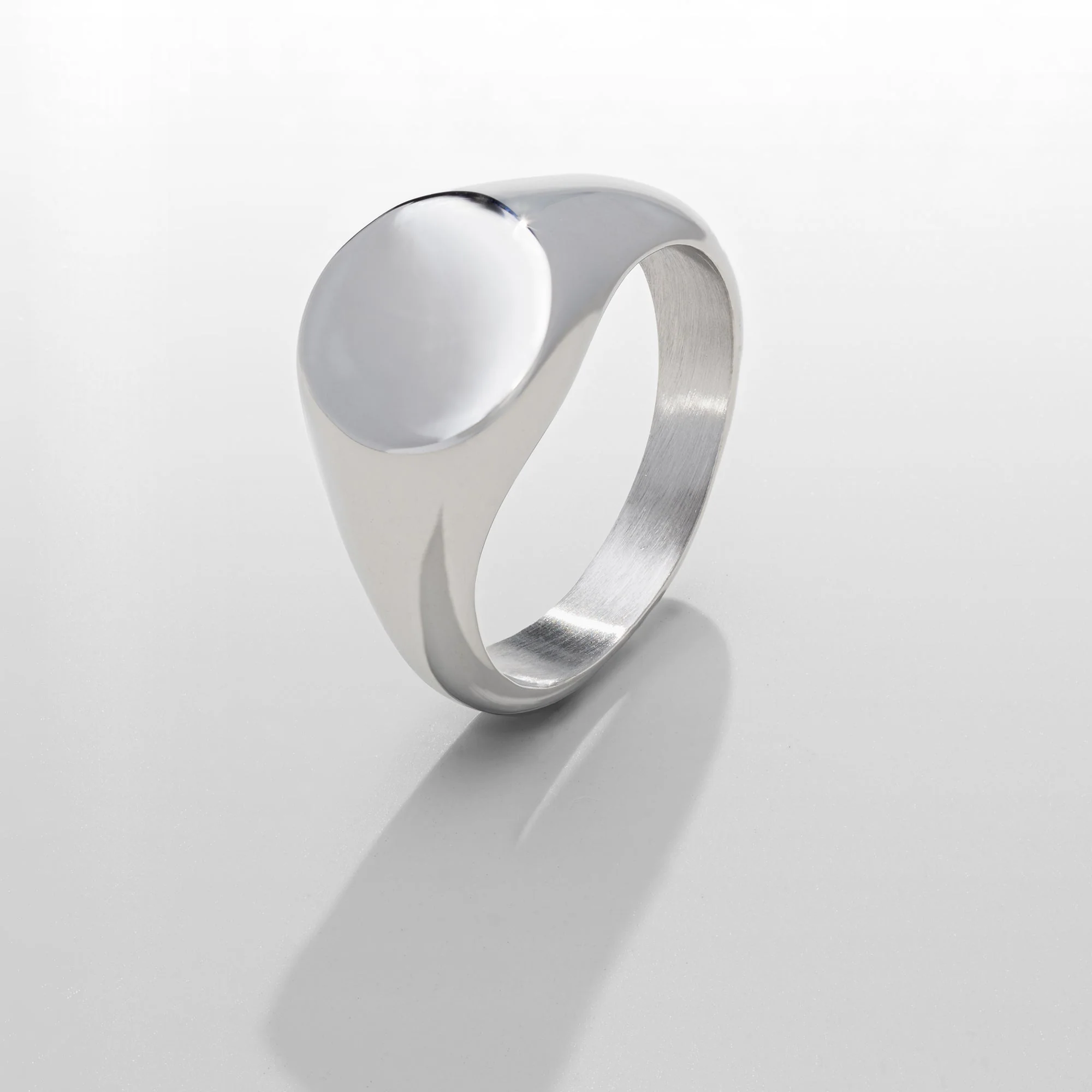 Round Signet Ring (Silver) - Image 4