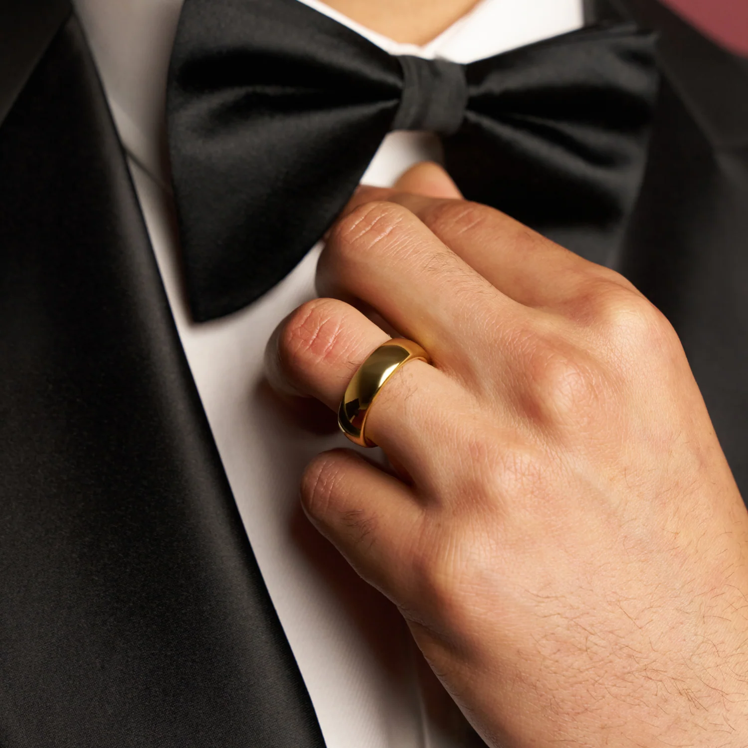 Rounded Ring (Gold) 7mm | 18ct Gold Tungsten - Image 5